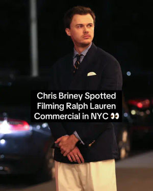 Image post by @people on TikTok