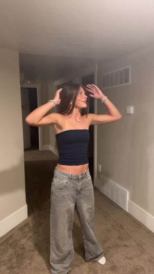 Video post by @annafrey on TikTok