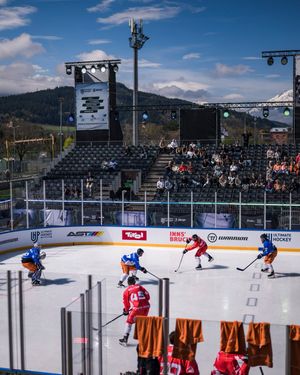 Image post by @iihfmen on Instagram