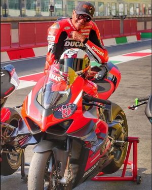 Image post by @panigalers on Instagram