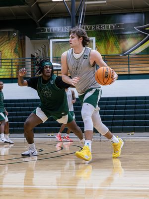 Image post by @tiffinuhoops on Instagram