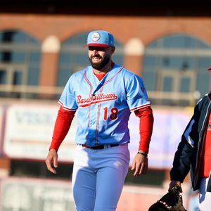 Image post by @fightins on Instagram