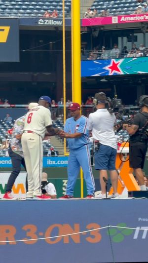 Video post by @philliesnation on Facebook