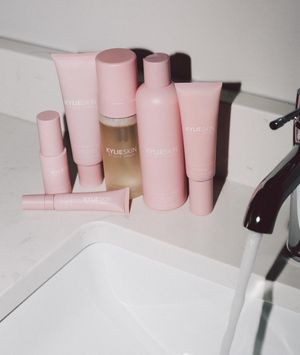 Image post by @kyliejenner on Instagram