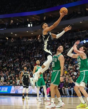 Image post by @giannis_an34 on Instagram