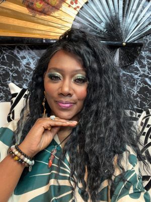 Image post by @therealnyomibanks on Instagram