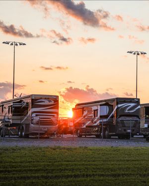 Image post by @nashvillesuperspeedway on Instagram