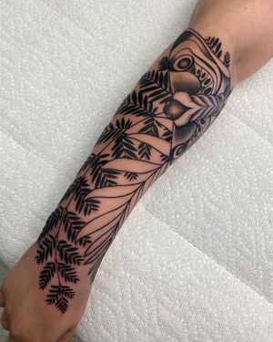 Image post by @mikebrowntattoos on Instagram