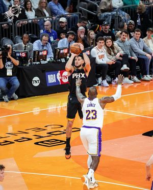 Image post by @suns on Instagram