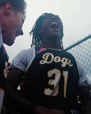 Image post by @naptown_lax on Instagram
