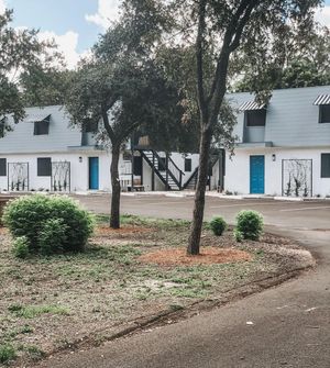 Image post by @thebowiesa on Instagram