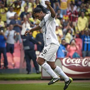 Image post by @ronaldinho on Instagram