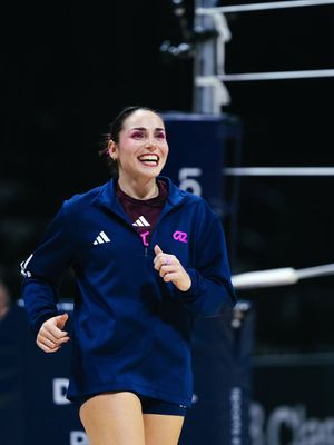 Image post by @lovbatl on Instagram