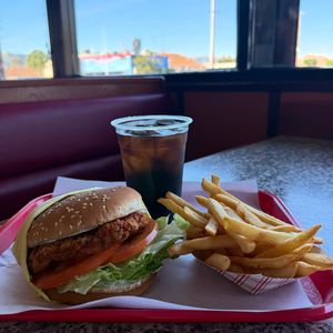Image post by @cypressbestburgers on Instagram