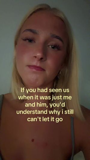 Video post by @theelliebarker on TikTok