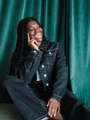 Image post by @lydiaslenscreative on Instagram