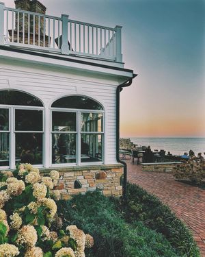 Image post by @vincentwilliamwine on Instagram