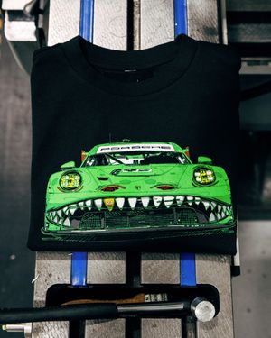 Image post by @aoracingusa on Instagram