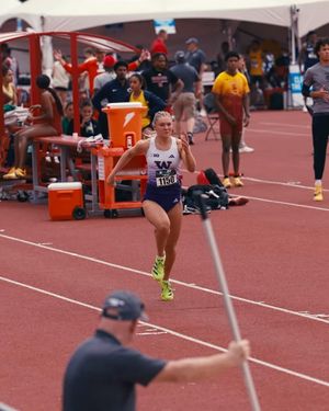 Image post by @uwtrack on Instagram