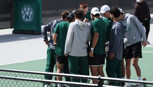 Image post by @bearcatsports on Twitter