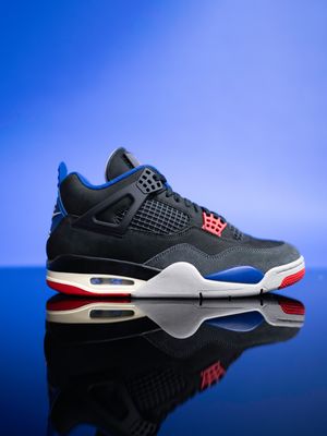 Image post by @solefly on Instagram