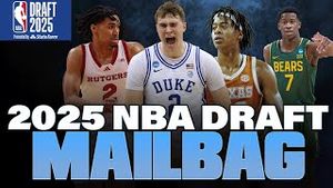 Video post by @cbssportscbb on YouTube
