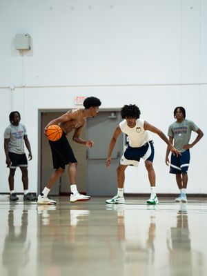 Image post by @beachcityhoops on Instagram