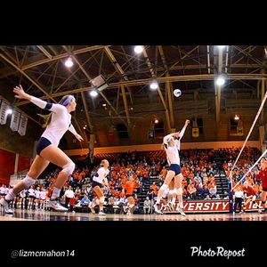 Image post by @illinivball on Instagram