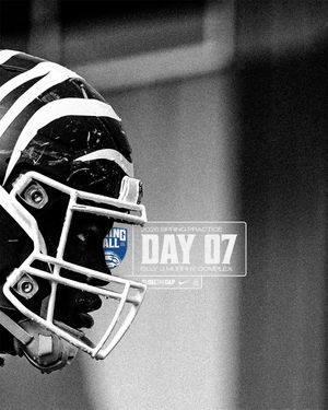 Image post by @memphisfootball on Instagram