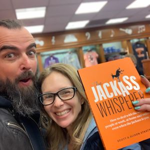 Image post by @unmarketing on Instagram