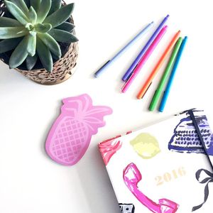 Image post by @catcatoura on Instagram