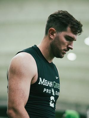 Image post by @MeanGreenFB on Twitter