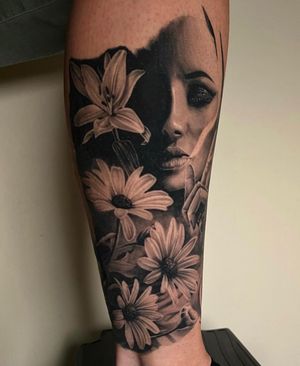 Image post by @skindesigntattoos on Instagram