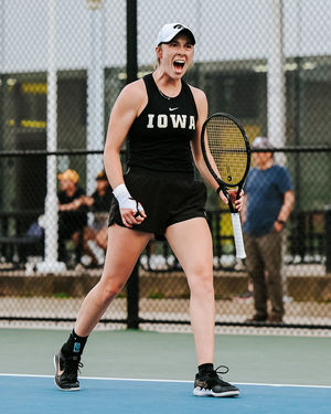 Image post by @TheIowaHawkeyes on Twitter