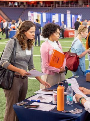 Image post by @syracuseu on Instagram