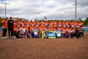 Image post by @clemsonsoftball on Instagram