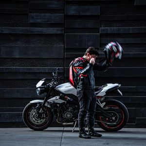 Image post by @wolfridesbikesWRB on Facebook