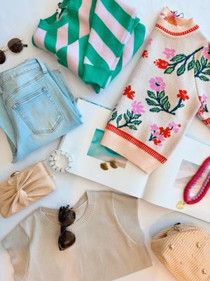 Image post by @juliesboutique on Instagram