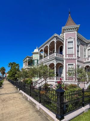 Image post by @galvestonisland on Instagram
