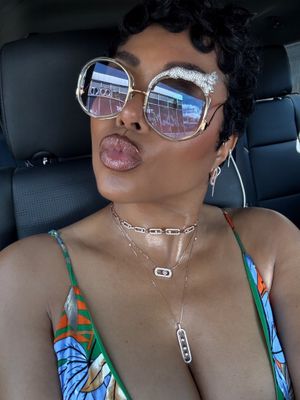 Image post by @tarajiphenson on Instagram