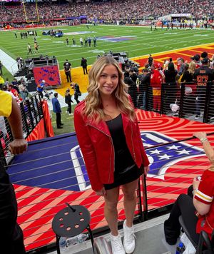 Image post by @katiefeeneyy on Instagram