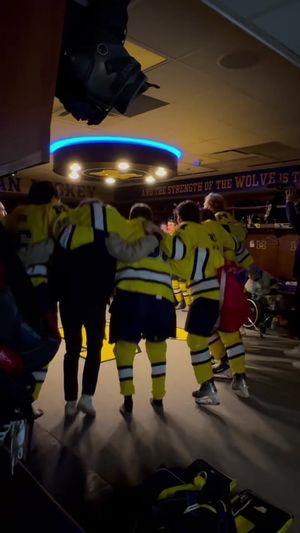 Video post by @umichhockey on TikTok