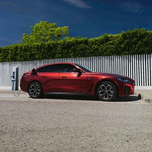 Text post by @BMWUSA on Twitter/X