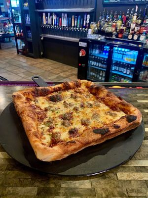 Image post by @wingnutzbarandgrill on Instagram