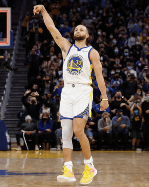 Image post by @warriorsshop on Twitter
