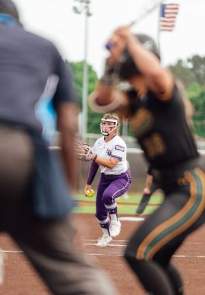 Image post by @sfa.softball on Instagram