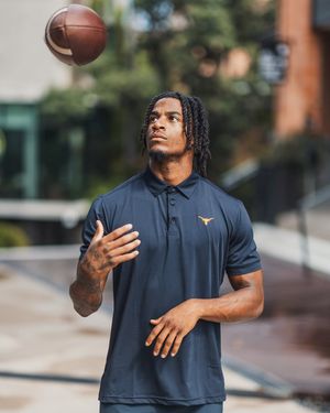 Image post by @mizzenandmain on Instagram