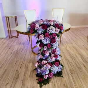 Image post by @flowergardenatl on Instagram