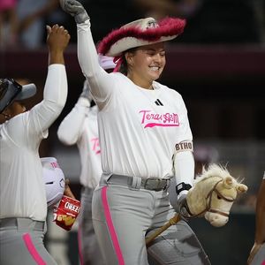 Image post by @aggiesoftball on Instagram