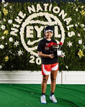 Image post by @nikegirlseybl on Instagram